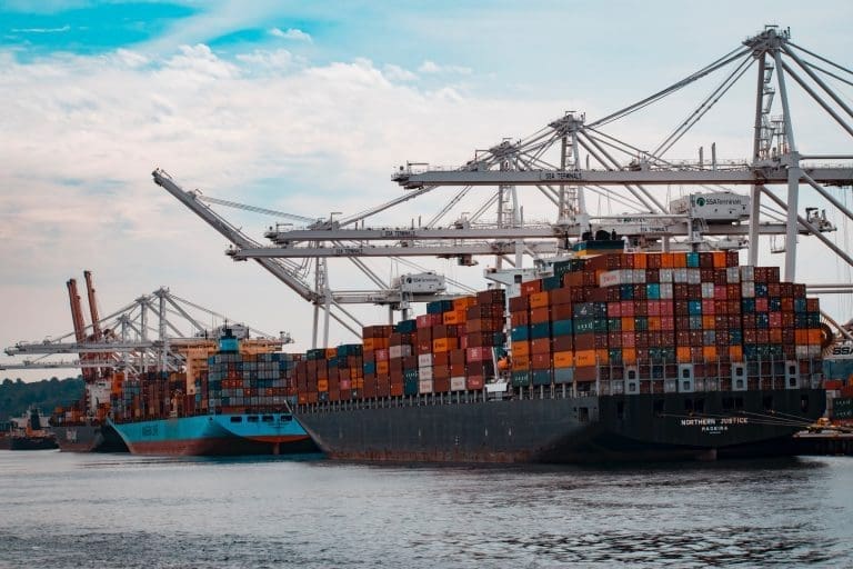 Key Tips For Successful Container Importing In 2022